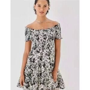 American Eagle Outfitters Shoreline Smocked Printed Dress sz Small